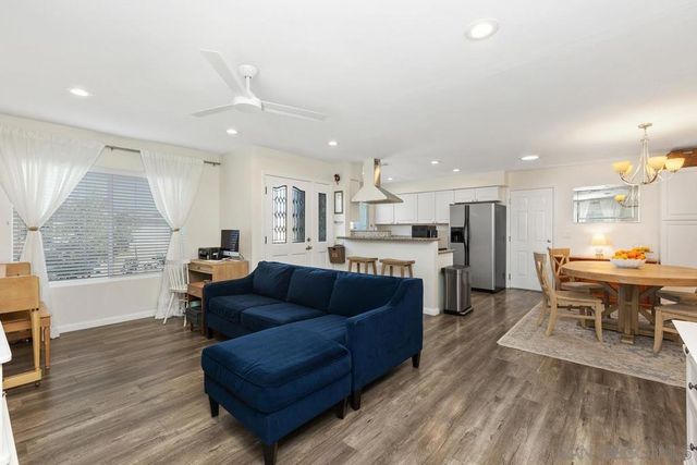 185 Harrison, Oceanside, CA 92057