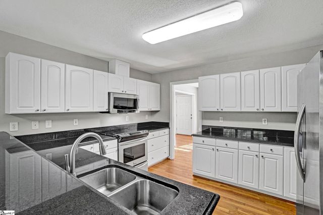 107 Westberrys Creek Road, Duncan, SC 29334