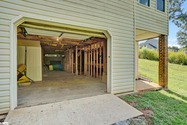 107 Westberrys Creek Road, Duncan, SC 29334