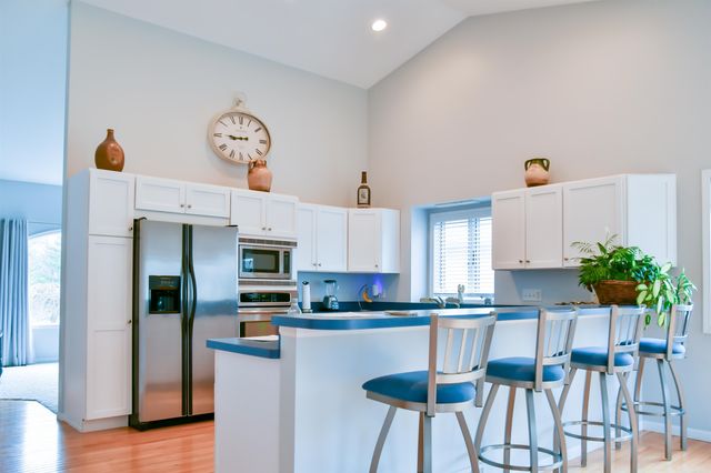 821 Whispering Pines Lane, Bay City, MI 48708