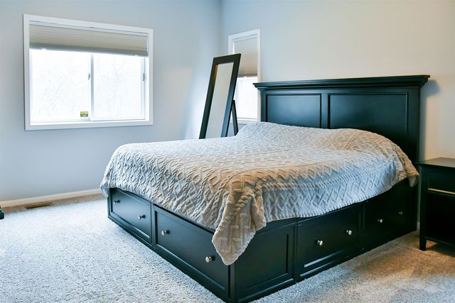 821 Whispering Pines Lane, Bay City, MI 48708