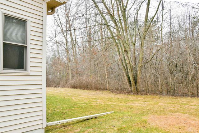 821 Whispering Pines Lane, Bay City, MI 48708