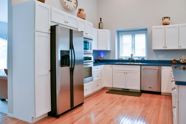 821 Whispering Pines Lane, Bay City, MI 48708