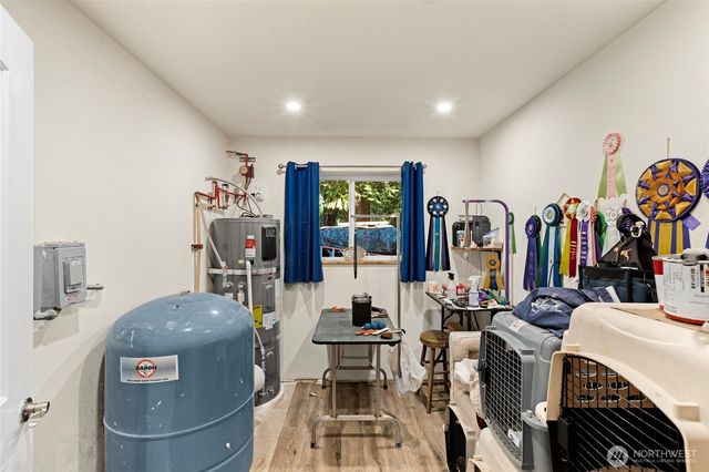5728 NW Littlewood Lane, Silverdale, WA 98383