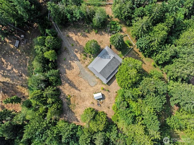 5728 NW Littlewood Lane, Silverdale, WA 98383