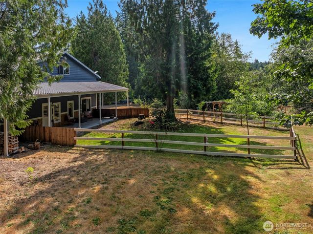 5728 NW Littlewood Lane, Silverdale, WA 98383