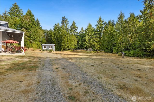 5728 NW Littlewood Lane, Silverdale, WA 98383