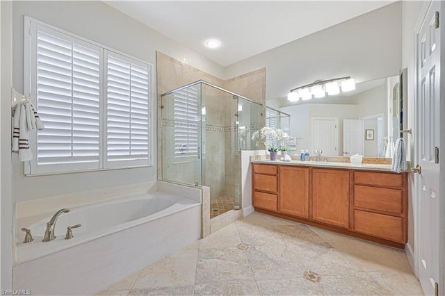 8968 Crown Bridge WAY, Fort Myers, FL 33908