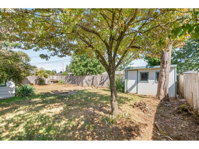 2136 Se 181ST Ave, Portland, OR 97233
