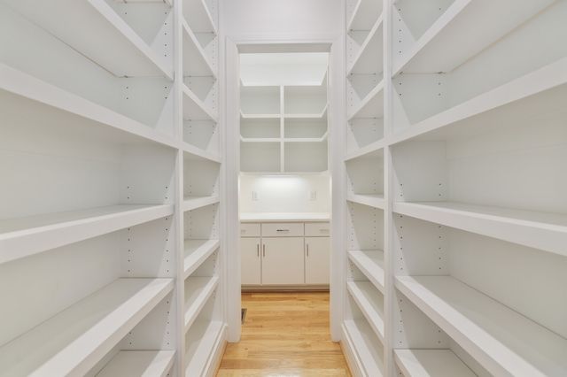 6012B Hill Cir, Nashville, TN 37209