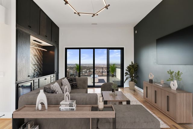 6012B Hill Cir, Nashville, TN 37209