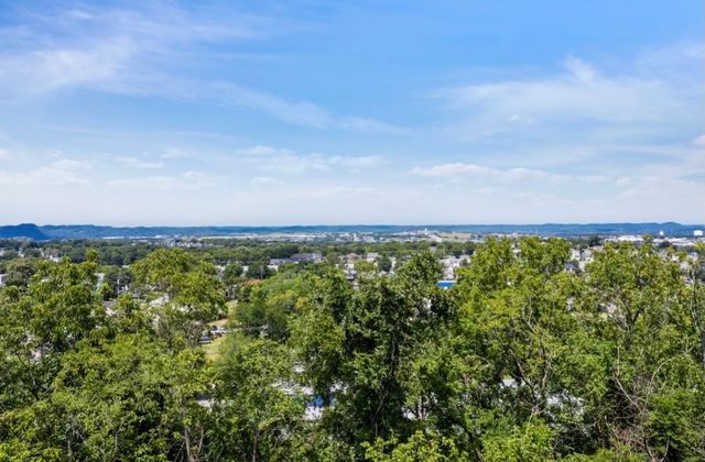 6012B Hill Cir, Nashville, TN 37209