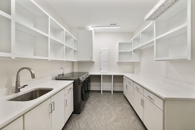 6012B Hill Cir, Nashville, TN 37209