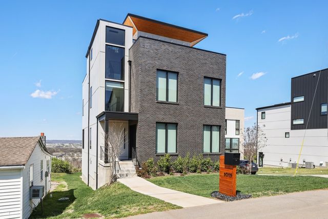 6012B Hill Cir, Nashville, TN 37209