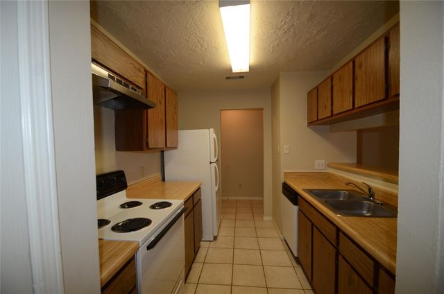56 Fallshire Drive, Spring, TX 77381