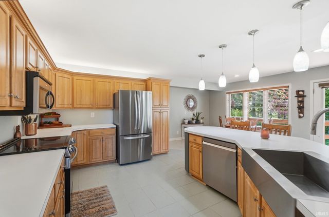 1802 Hathaway Road, Fort Wayne, IN 46845