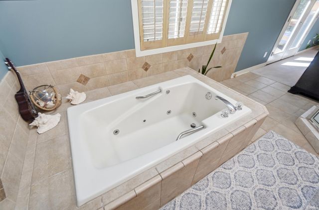 1802 Hathaway Road, Fort Wayne, IN 46845