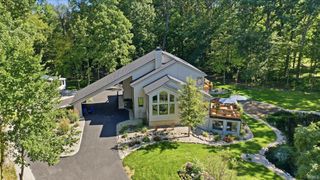 1802 Hathaway Road, Fort Wayne, IN 46845