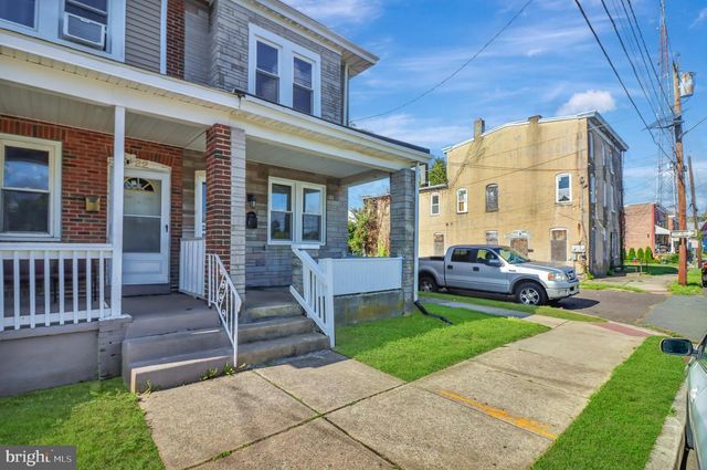 24 NEW TRENT ST, Ewing, NJ 08638