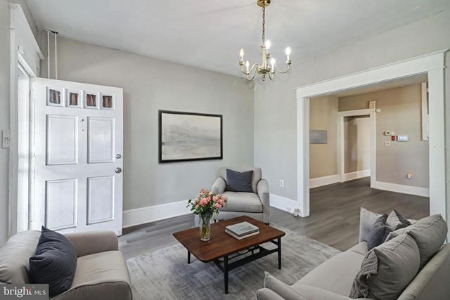24 NEW TRENT ST, Ewing, NJ 08638