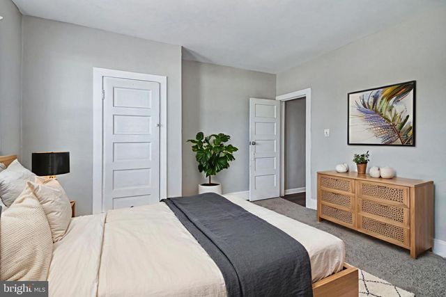 24 NEW TRENT ST, Ewing, NJ 08638