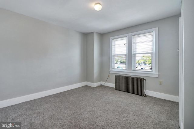 24 NEW TRENT ST, Ewing, NJ 08638