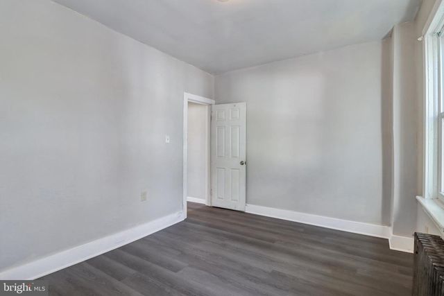 24 NEW TRENT ST, Ewing, NJ 08638