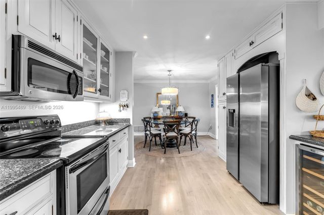 5810 SW 89th Ct, Miami, FL 33173