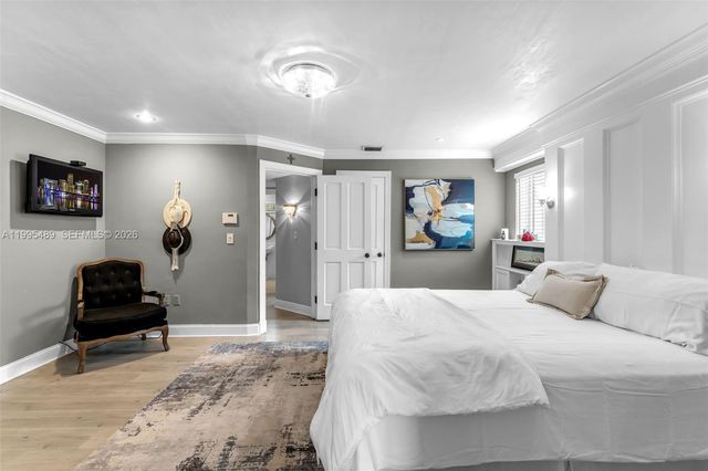 5810 SW 89th Ct, Miami, FL 33173