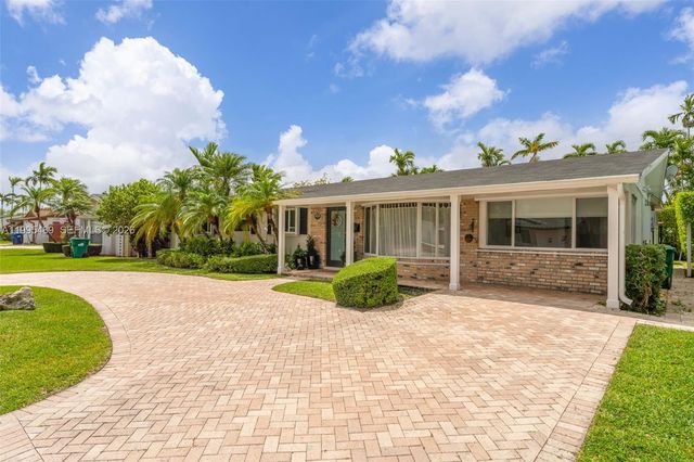 5810 SW 89th Ct, Miami, FL 33173