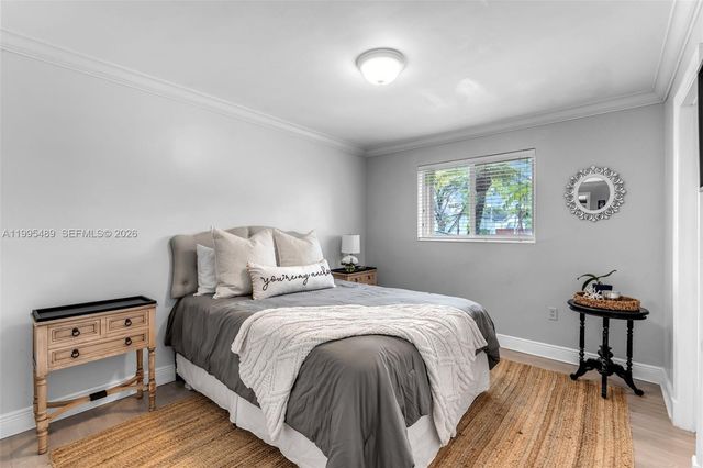 5810 SW 89th Ct, Miami, FL 33173