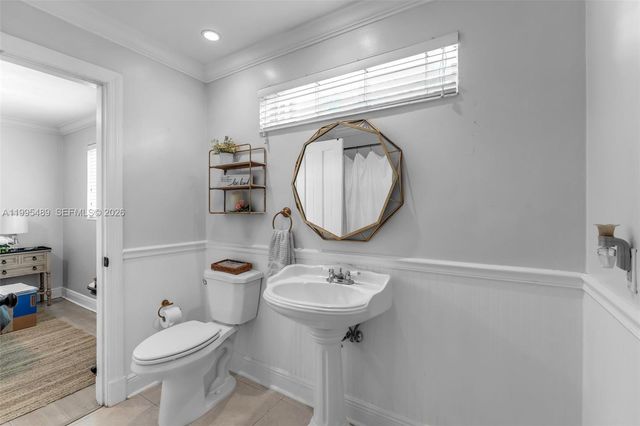 5810 SW 89th Ct, Miami, FL 33173