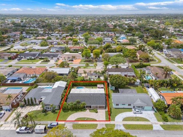 5810 SW 89th Ct, Miami, FL 33173