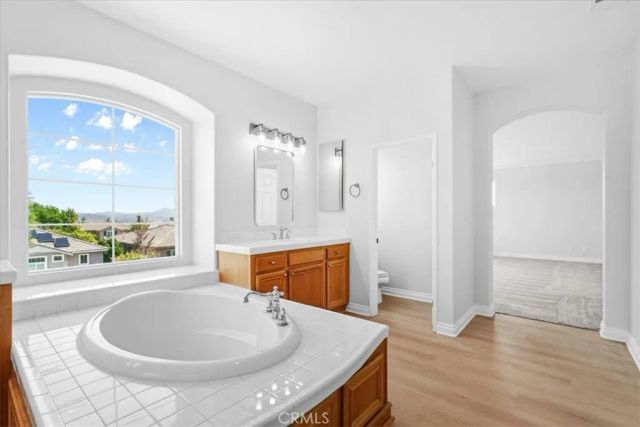 11 Plaza Avila, Lake Elsinore, CA 92532