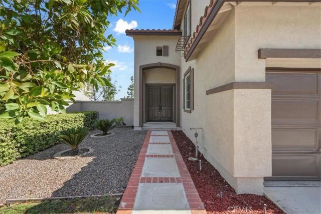 11 Plaza Avila, Lake Elsinore, CA 92532