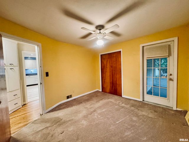 1405 W CRESTWOOD Drive, Peoria, IL 61614