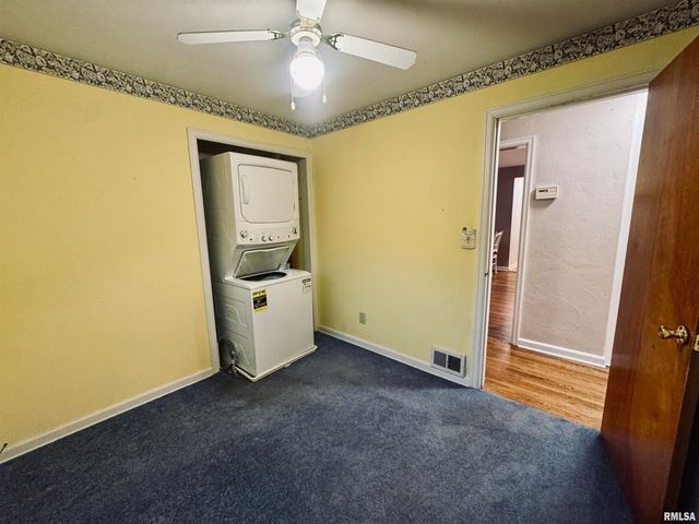 1405 W CRESTWOOD Drive, Peoria, IL 61614