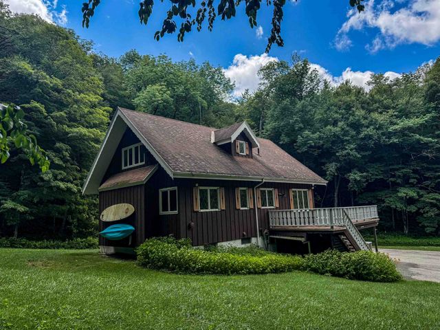 9144 Route 100, Plymouth, VT 05056