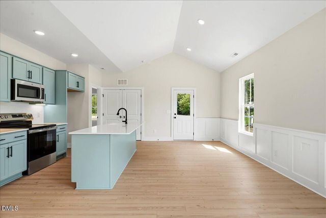 306 S Sycamore Street, Fremont, NC 27830
