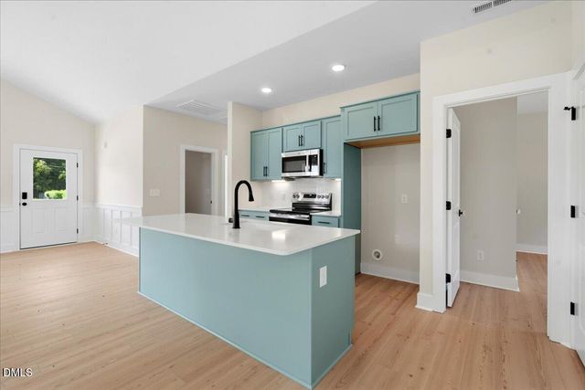306 S Sycamore Street, Fremont, NC 27830