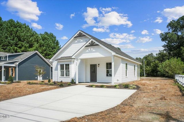 306 S Sycamore Street, Fremont, NC 27830