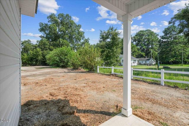 306 S Sycamore Street, Fremont, NC 27830