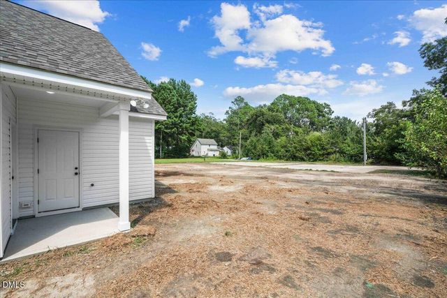 306 S Sycamore Street, Fremont, NC 27830