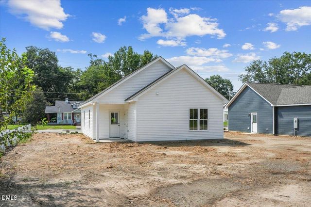 306 S Sycamore Street, Fremont, NC 27830