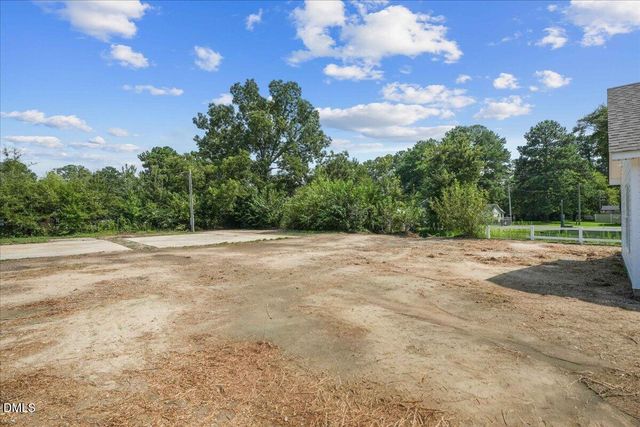 306 S Sycamore Street, Fremont, NC 27830