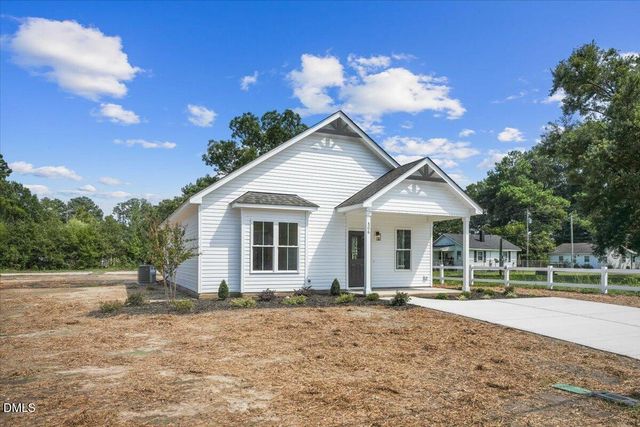 306 S Sycamore Street, Fremont, NC 27830