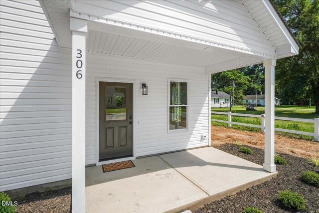 306 S Sycamore Street, Fremont, NC 27830