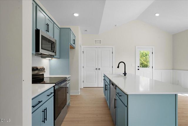 306 S Sycamore Street, Fremont, NC 27830
