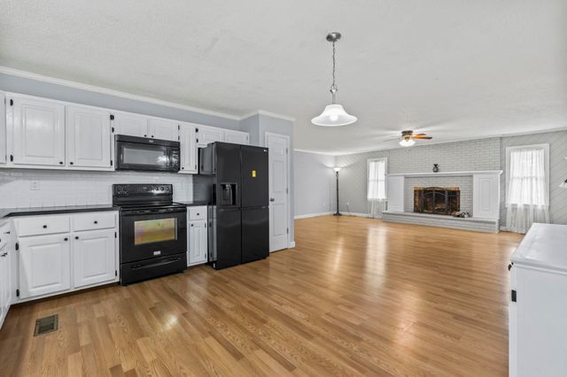 11831 N Highway 905, Longs, SC 29568