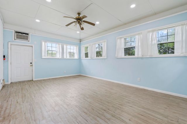 11831 N Highway 905, Longs, SC 29568